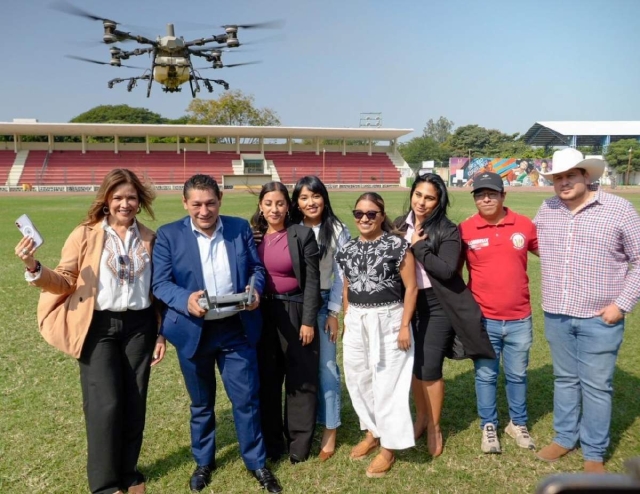 Fortalece gobierno de Cuautla el campo mediante dron especializado