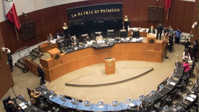 Senado avala nueva Ley Federal de Remuneraciones.