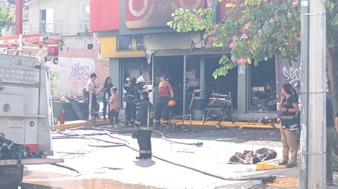 Realizan operativo para detener a responsables de provocar un incendio en tienda de conveniencia en Jiutepec
