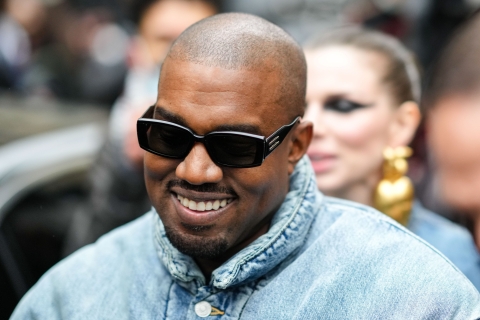 ¡Otra de Kanye! Su tienda Yeezy.com desaparece tras violaciones a los términos de Shopify