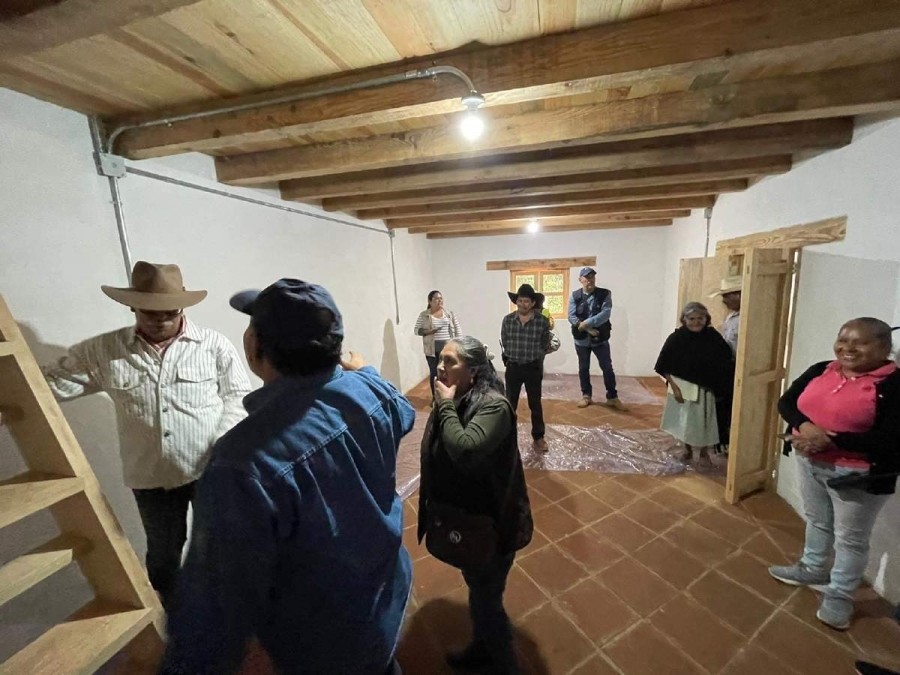 La entrega de las casas forma parte de la reconstrucción de Hueyapan.