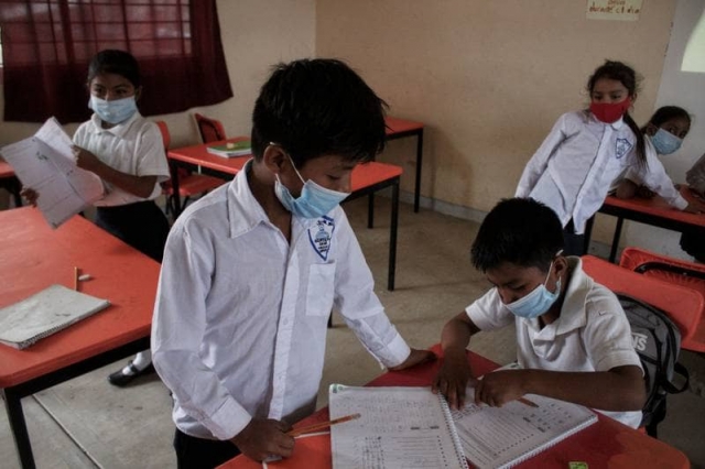 Cierran escuela en Campeche por maestra contagiada de COVID-19