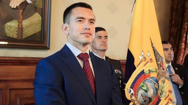 Ecuador impone a México arancel del 27% en importaciones