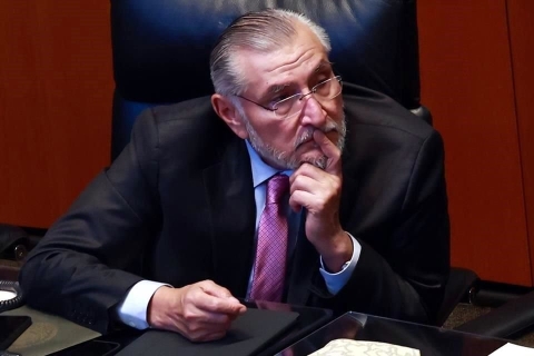 Adán Augusto responde a petición de investigar a AMLO por huachicol