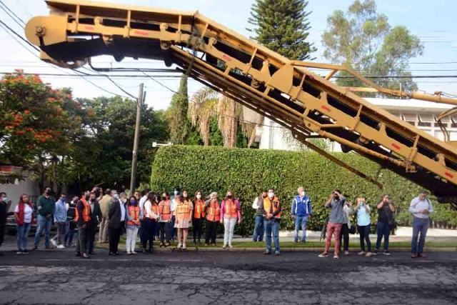 El presidente municipal e integrantes del Cabildo dieron el banderazo de inicio.