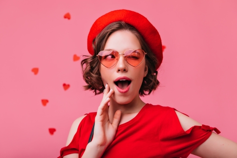 Amor a primera vista: los accesorios más dulces para tu outfit de San Valentín