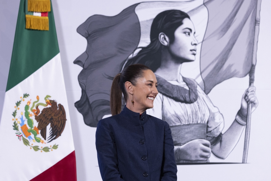 Sheinbaum pide no asociar migrantes con violencia ante posibles deportaciones masivas