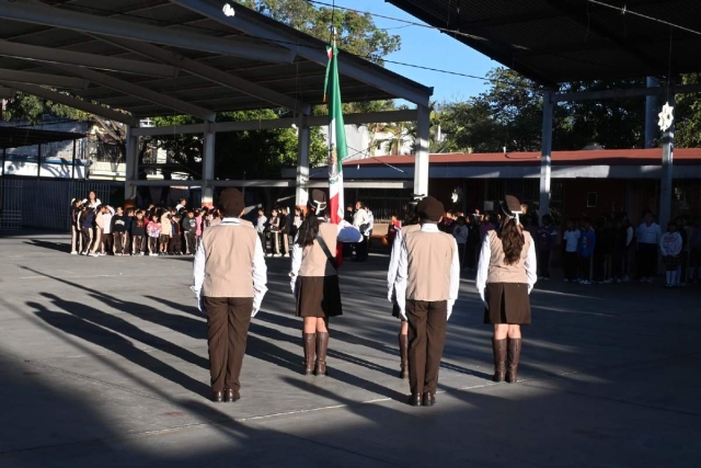 El proyecto se financiar&aacute; con el Programa &ldquo;Petate de Colores&rdquo;, que apoya 120 iniciativas para el desarrollo comunitario y busca que la infancia de Tetelpa pueda retomar la lengua originaria.