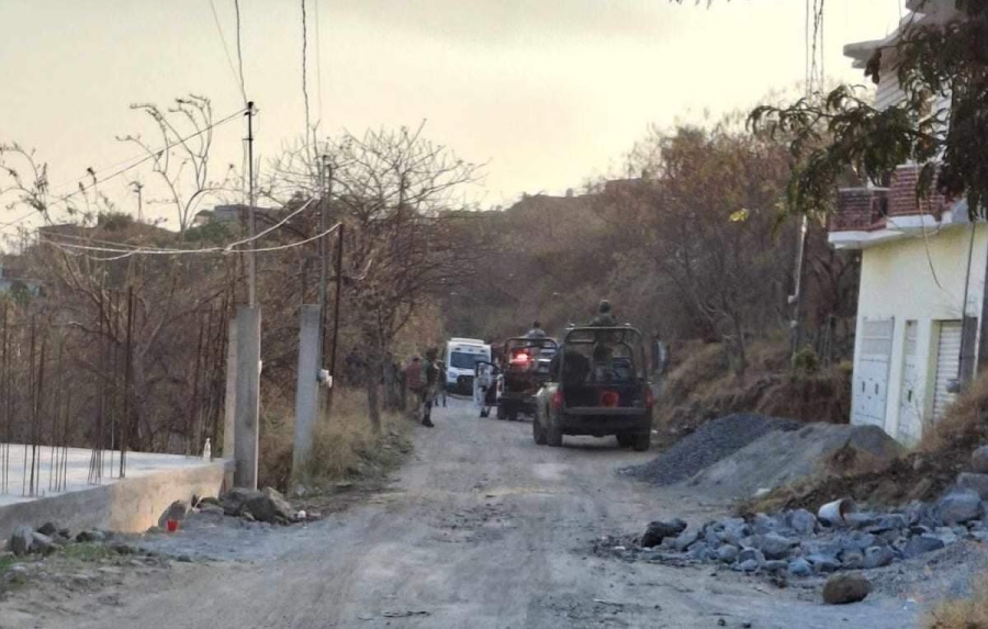 Las víctimas quedaron sin vida en una calle de terracería.