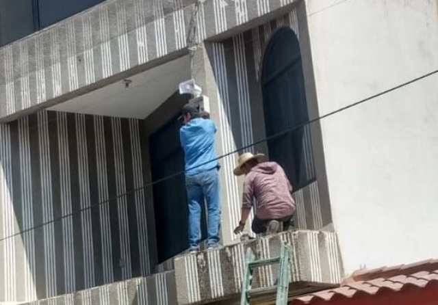 Gobierno de Jiutepec entrega e instala alarmas vecinales en Calera Chica y El Porvenir