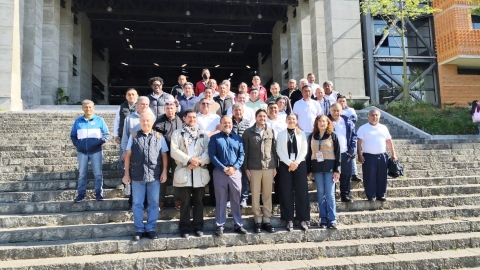 Choferes de diferentes sitios de taxis participaron en el segundo curso de capacitaci&oacute;n del 'Taxi tur&iacute;stico'