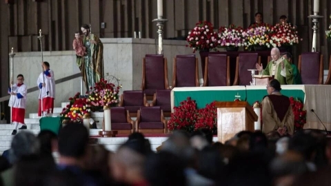 Iglesia católica mexicana llama a orar por la salud del papa Francisco