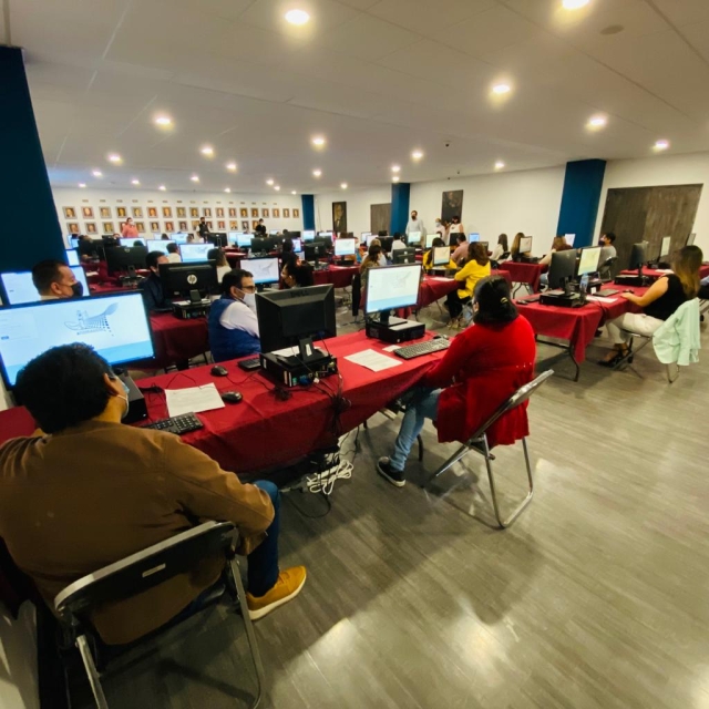 Realizan examen de conocimientos teóricos 58 aspirantes a plaza de Juez de Primera Instancia