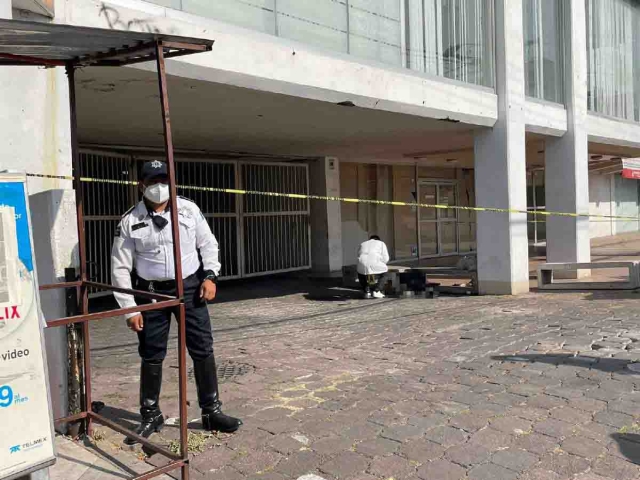 La causa de muerte no pudo ser determinada en el lugar. 