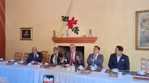 Abogados presentaron la “Unión de Juristas de Morelos” y representantes de diversas asociaciones exhortaron a tomar en cuenta a los litigantes en la discusión de temas como la armonización en Morelos de la reforma al Poder Judicial. 