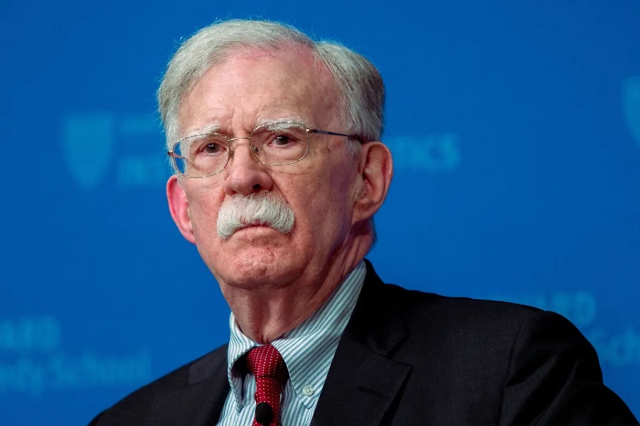 John Bolton se entrega tras acusaciones por manejo de información clasificada