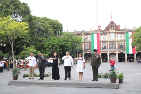 Encabeza SSPC izamiento de Bandera con motivo de celebración de las fiestas patrias 2025: Mujeres de la Independencia