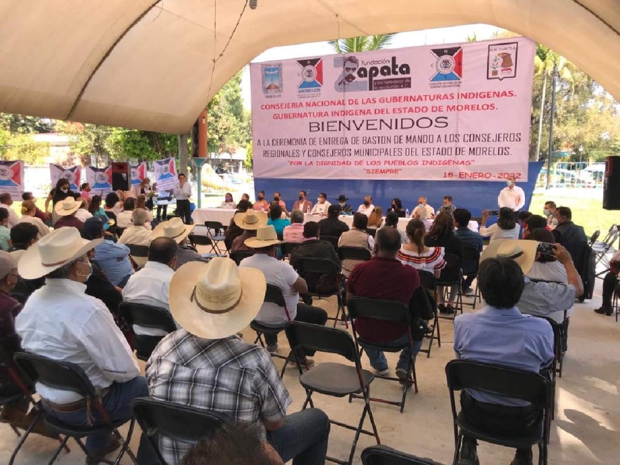 La Consejería Nacional de las Gubernaturas Indígenas hizo entrega de bastones de mando a los consejeros regionales y municipales de la entidad. 