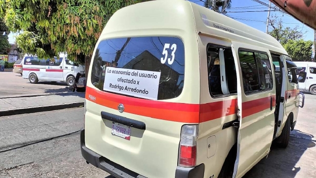 Las “rutas” foráneas llevan diversas leyendas en contra de la intención de Arredondo López.