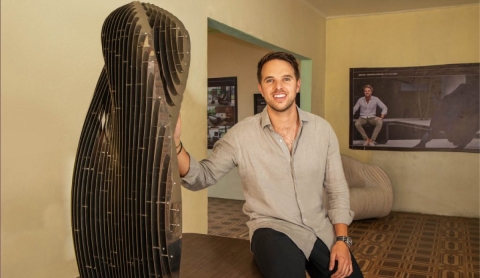 Pablo Fierro: El Arte Escultórico Impulsado por el Diseño Paramétrico