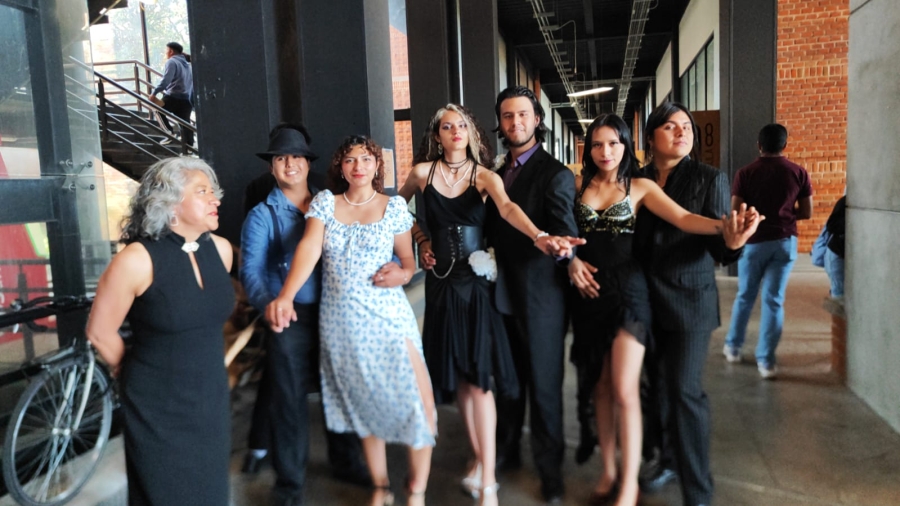 Efectúa UAEM concurso de baile al estilo de los años 50, en homenaje a 'Tin Tan'