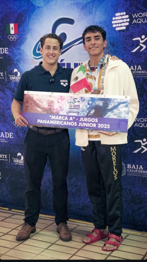 Raúl Moreno tiene 19 años y compite en los mil 500, 800 y 400 metros estilo libre, así como en aguas abiertas.