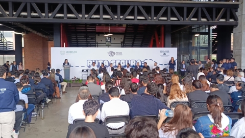 Preside gobernadora Margarita González Saravia acto oficial de arranque del programa &#039;Ruta Segura&#039; en la UAEM