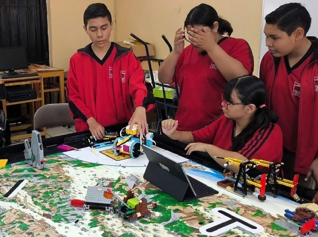 Estudiantes de Yautepec representar&aacute;n a Morelos en competencia nacional de rob&oacute;tica