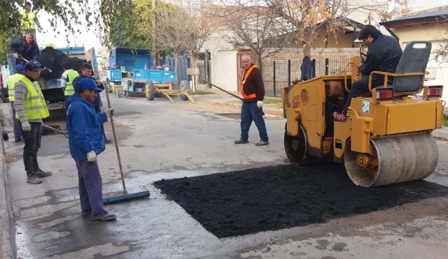 Intensificarán bacheo ante llegada de las lluvias