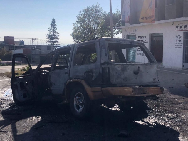   La camioneta quedó destruida.