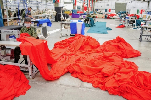 De los talleres, al asta bandera 