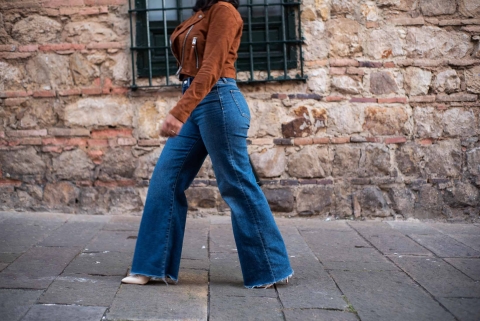 Los jeans wide leg de tiro alto: la tendencia de la temporada y cómo combinarlos con estilo