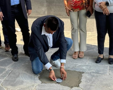 Atlatlahucan se convirtió en el primer municipio del estado en contar con la placa geodésica.