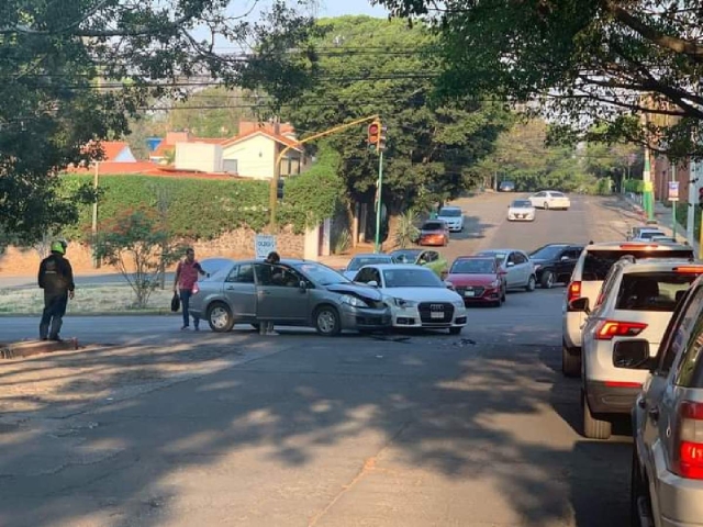 Ninguno de los conductores sufrió lesiones.