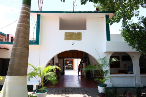 Las Secretarías de las Mujeres llamaron a la población femenina a debatir acerca de la igualdad y contra la violencia.