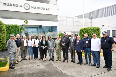 Asiste Margarita González Saravia a toma de posesión de Raúl Meneses, nuevo coordinador estatal de la Guardia Nacional