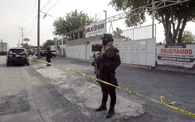 Catean empresa de transportes en Escobedo para buscar a Debanhi Escobar