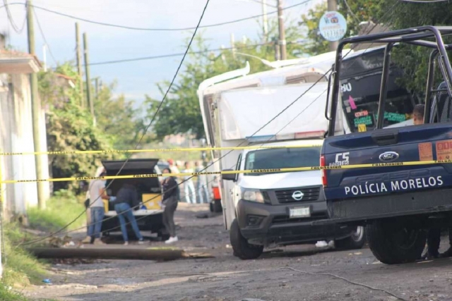 El chofer fue hallado muerto a bordo de la ruta.