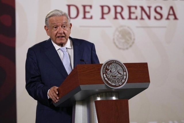 AMLO defiende &#039;libertad religiosa&#039; de mexicanos por imágenes de Santa Muerte