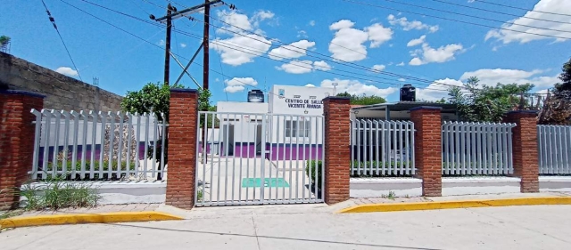 El Centro de Salud permanece cerrado durante las tardes y los fines de semana.