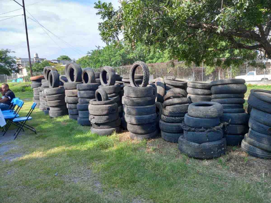 Baja respuesta hubo al llamado para eliminar las llantas del medio ambiente en Zacatepec.