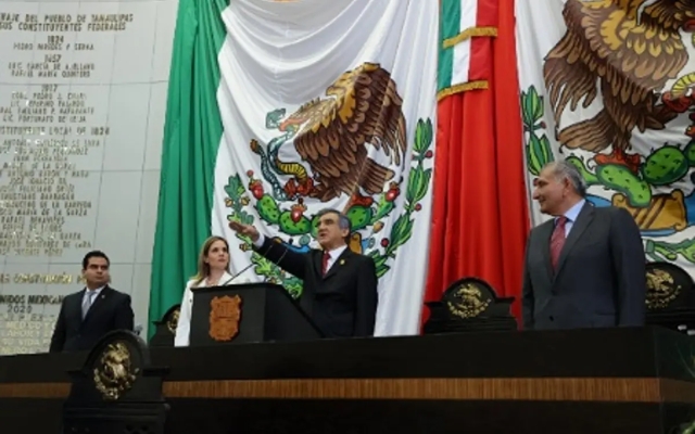 Américo Villarreal toma protesta como gobernador de Tamaulipas