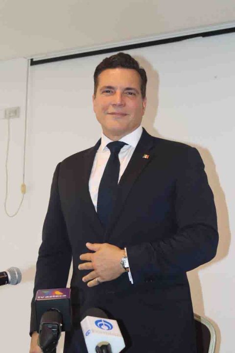 El cantante complacerá a sus seguidores mexicanos y hará una escala en Morelos como parte de su tour.