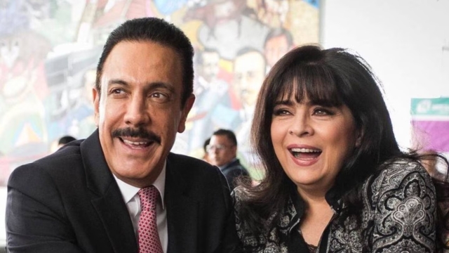 Victoria Ruffo reacciona con humor a los rumores de divorcio con Omar Fayad