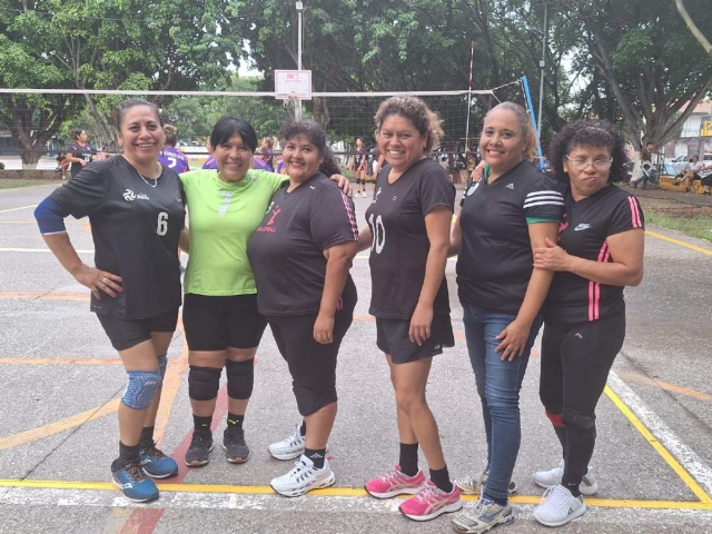 Deportivo Aurora remontó y se quedó con el tercer sitio.