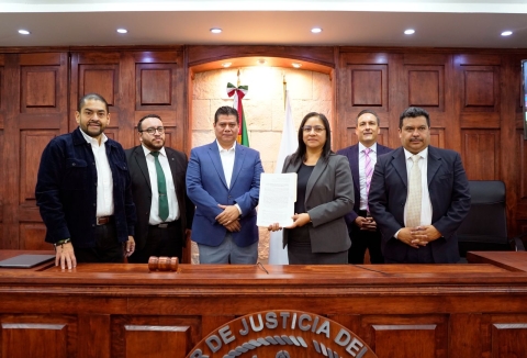 Se logra acuerdo para evitar huelga en la UAEM