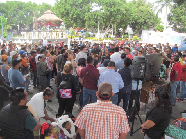 Aunque no se alcanzaron consensos en la reunión realizada este jueves, finalmente se impuso el proyecto del zócalo, que iniciaría ayer mismo con el compromiso de terminar antes del 7 de febrero.