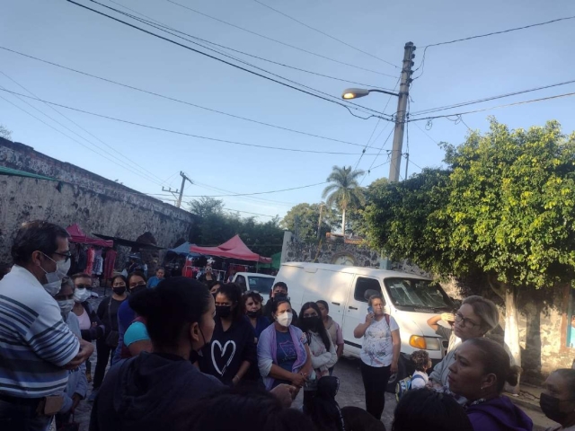 Protestas de padres de familia en dos escuelas de Xochitepec