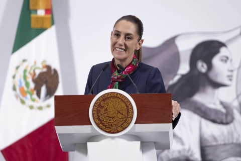 Sheinbaum afirma que impuestos a refrescos y tabaco irán a fondo de salud