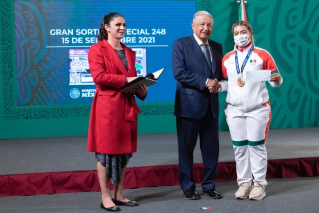 Deportistas de Tokio 2020 reciben apoyo de AMLO.